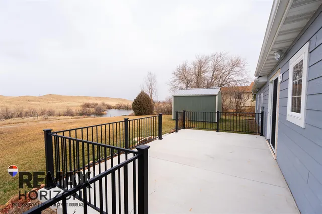 $395,000 | 41 Lakeview Drive, Douglas, WY 82633