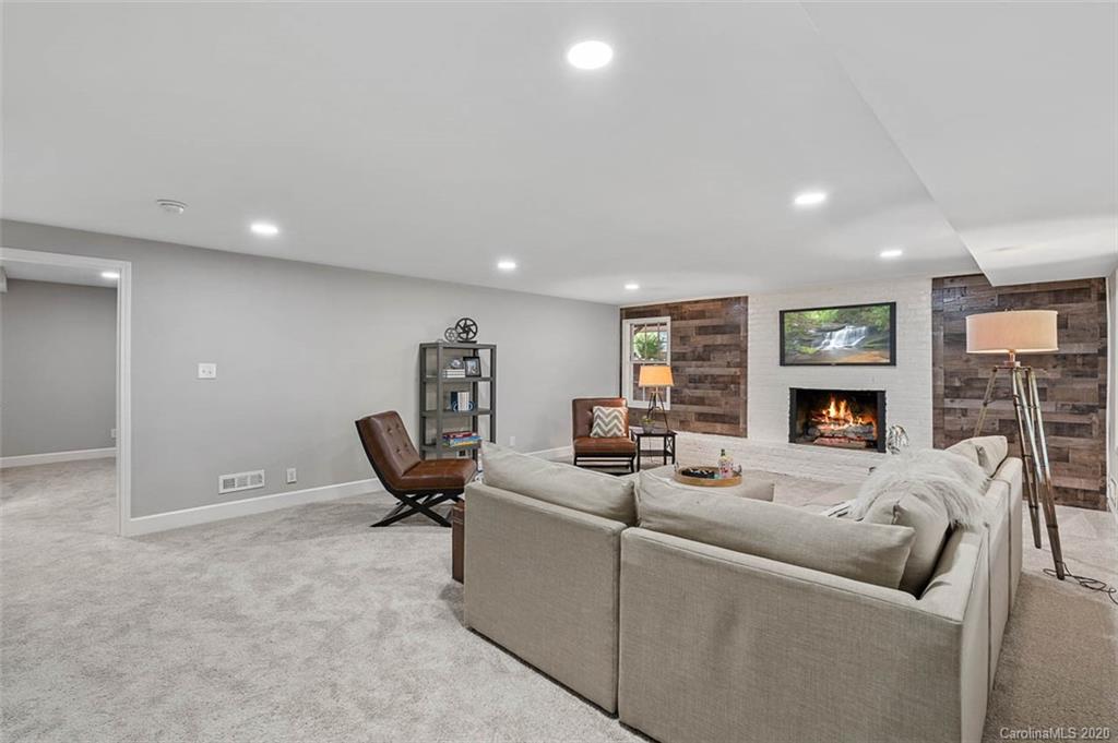 630 Robmont Road Charlotte, NC 28270 - Photo 21 of 45 Gallery Image 21