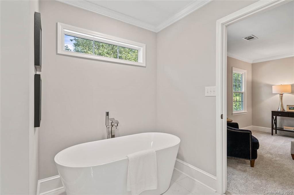 630 Robmont Road Charlotte, NC 28270 - Photo 28 of 45 Gallery Image 28