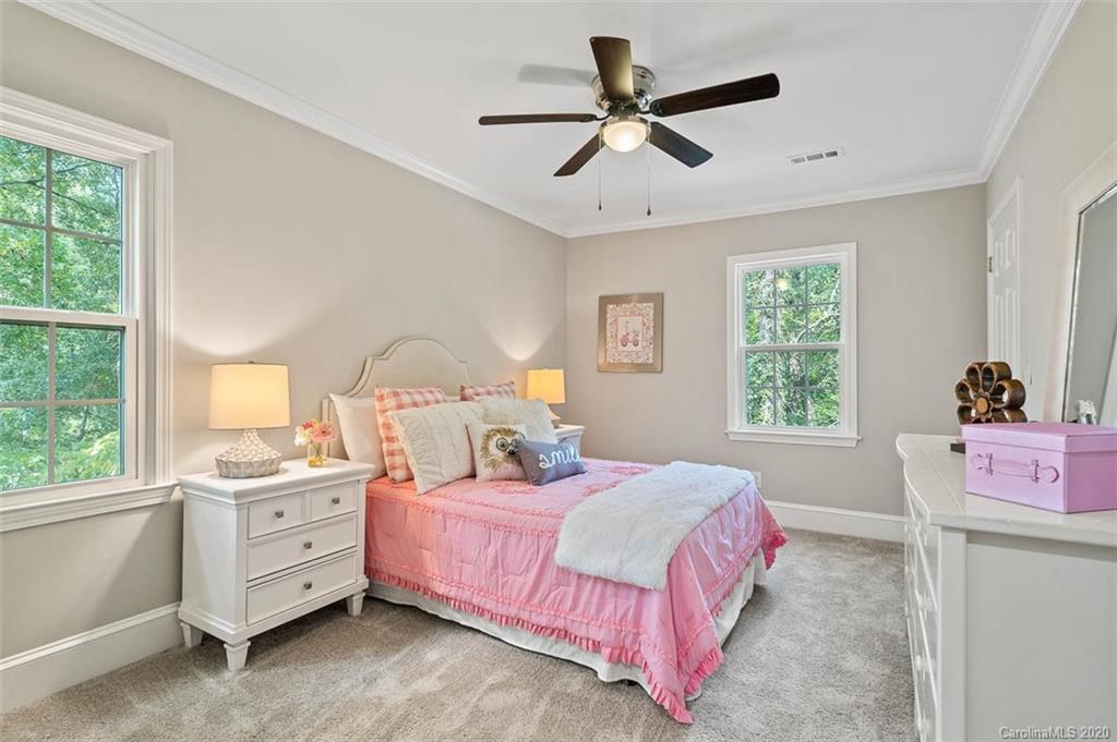 630 Robmont Road Charlotte, NC 28270 - Photo 29 of 45 Gallery Image 29