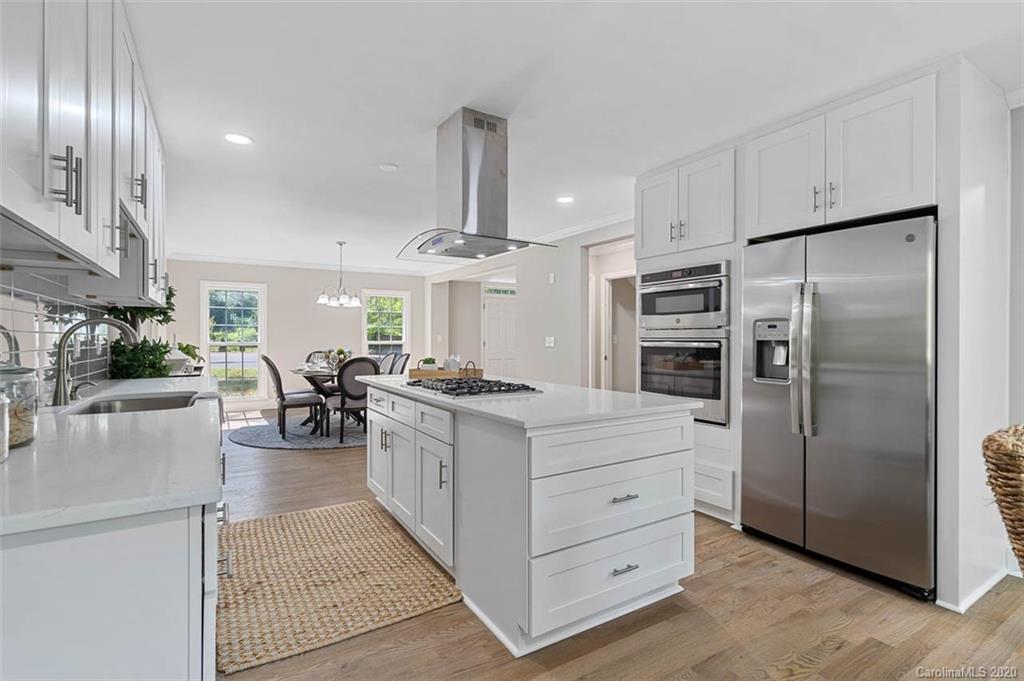 630 Robmont Road Charlotte, NC 28270 - Photo 10 of 45 Gallery Image 10