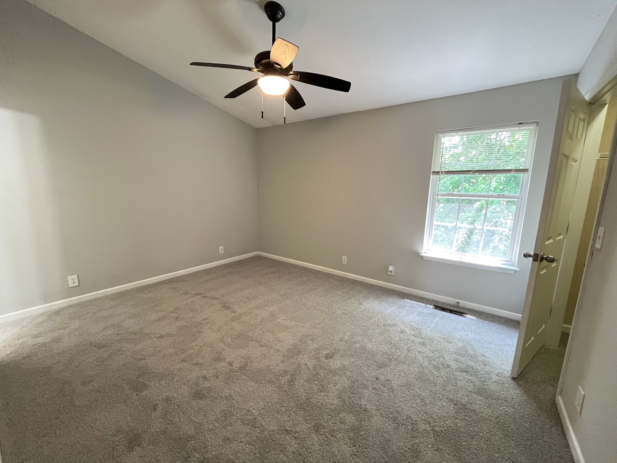 3023 London View Murfreesboro, TN 37128 - Photo 12 of 17