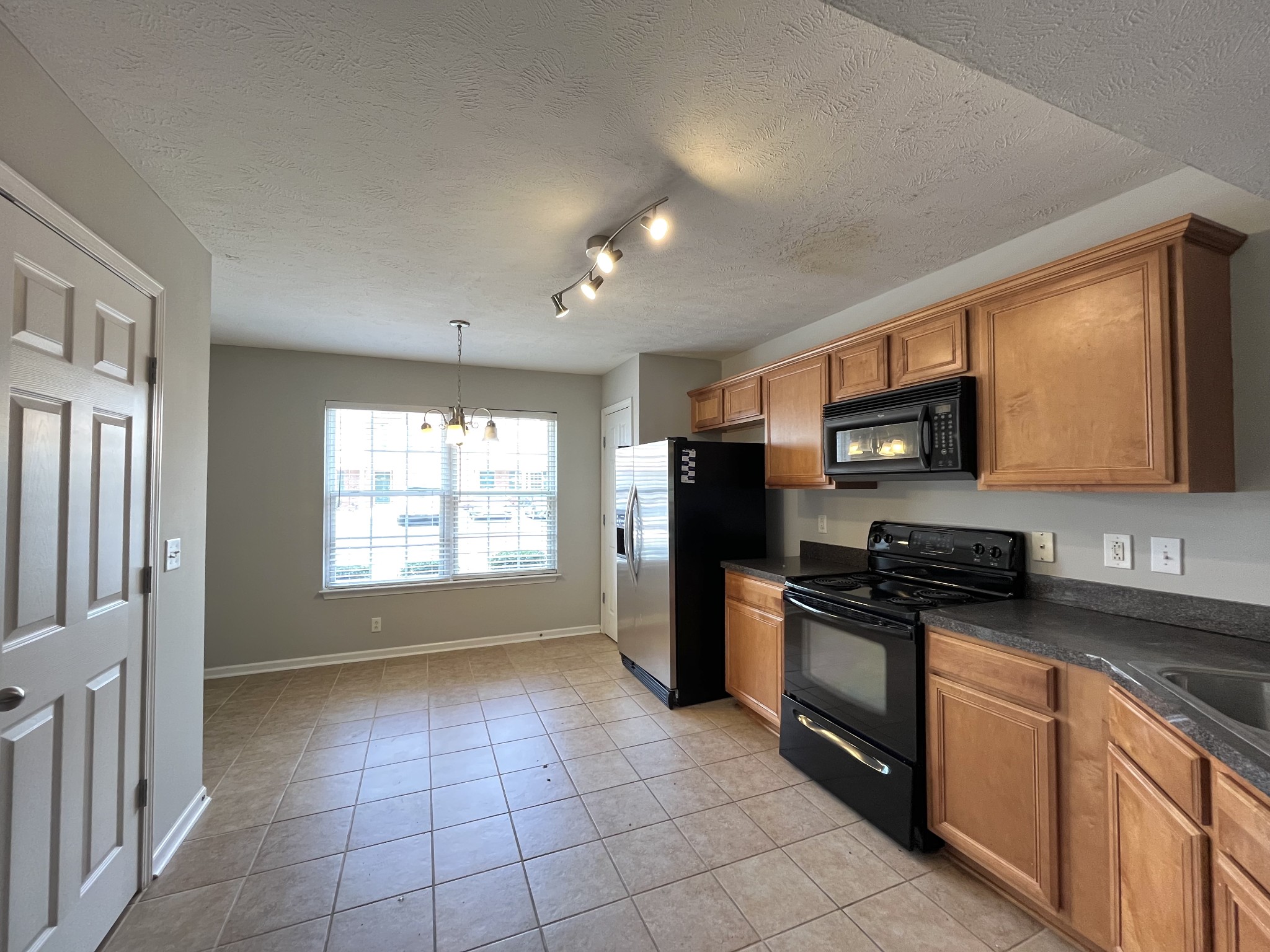 3023 London View Murfreesboro, TN 37128 - Photo 3 of 17