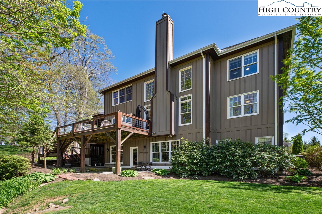 162 Pinecrest Court Boone, NC 28607 - Photo 49 of 50 front view of a house with a yard
