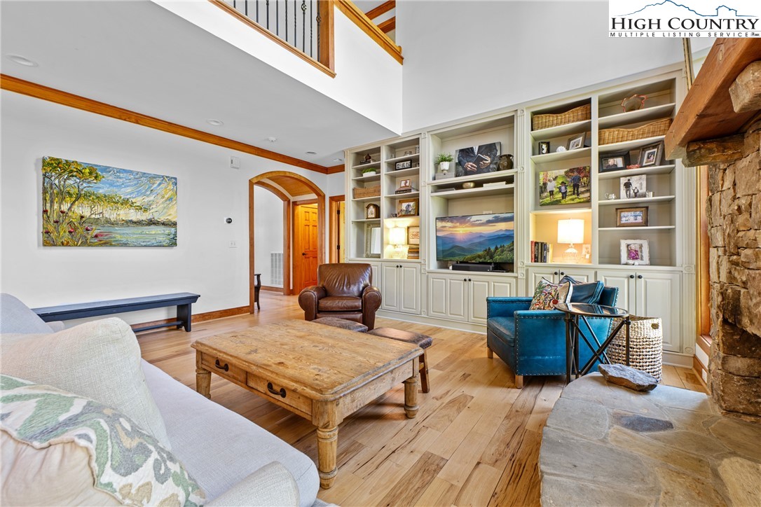 162 Pinecrest Court Boone, NC 28607 - Photo 8 of 50 a living room with furniture and a window