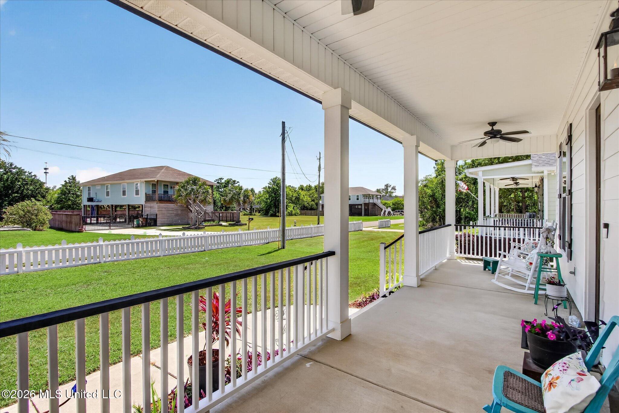 215 White Harbor Road Long Beach, MS 39560 - Photo 6 of 36 11-010_IMG_8094