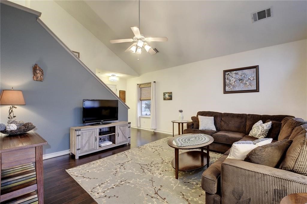 9112 Swanson Lane Austin, TX 78748 - Photo 3 of 23