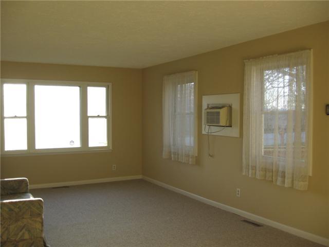 114 Ricks Avenue Greenfield, IN 46140 - Photo 8 of 10