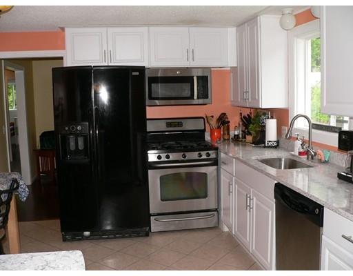 2 Edith Road Hudson, MA 01749 - Photo 11 of 24