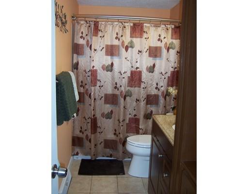 2 Edith Road Hudson, MA 01749 - Photo 13 of 24