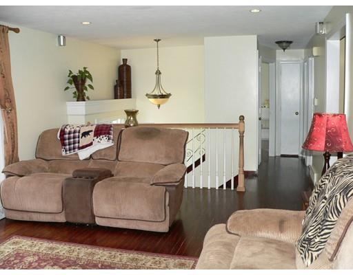 2 Edith Road Hudson, MA 01749 - Photo 3 of 24