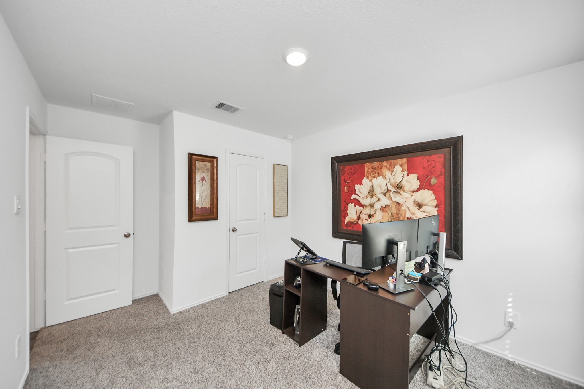 5715 Aspen Acres Drive Spring, TX 77373 - Photo 18 of 24 a living room with furniture and a flat screen tv