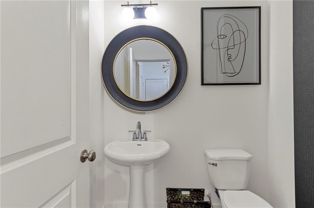7653 Castle Avenue Fairburn, GA 30213 - Photo 12 of 31