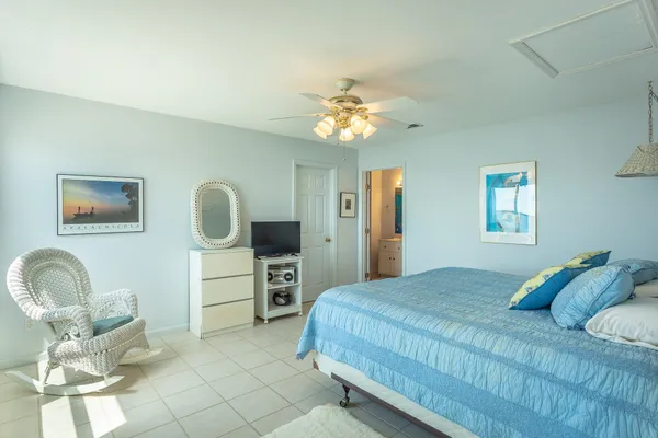 $525,000 | 1251 Alligator Drive, Alligator Point, FL 32346