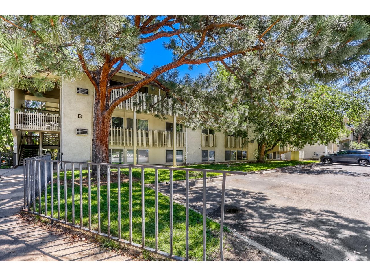 2707 Valmont Road, Unit 211B Boulder, CO 80304 - Photo 1 of 28 Gallery Image 1