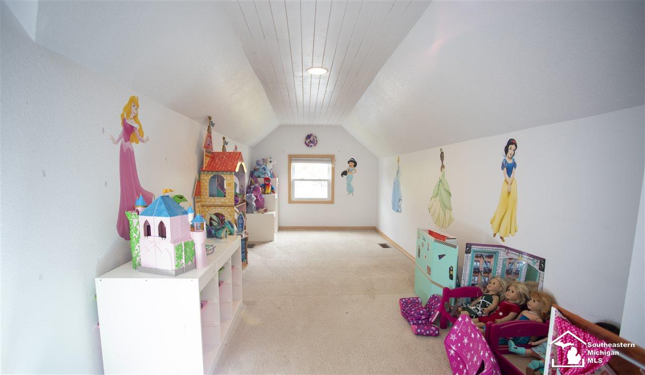 8245 Secor Road Lambertville, MI 48144 - Photo 14 of 26 Bonus Room