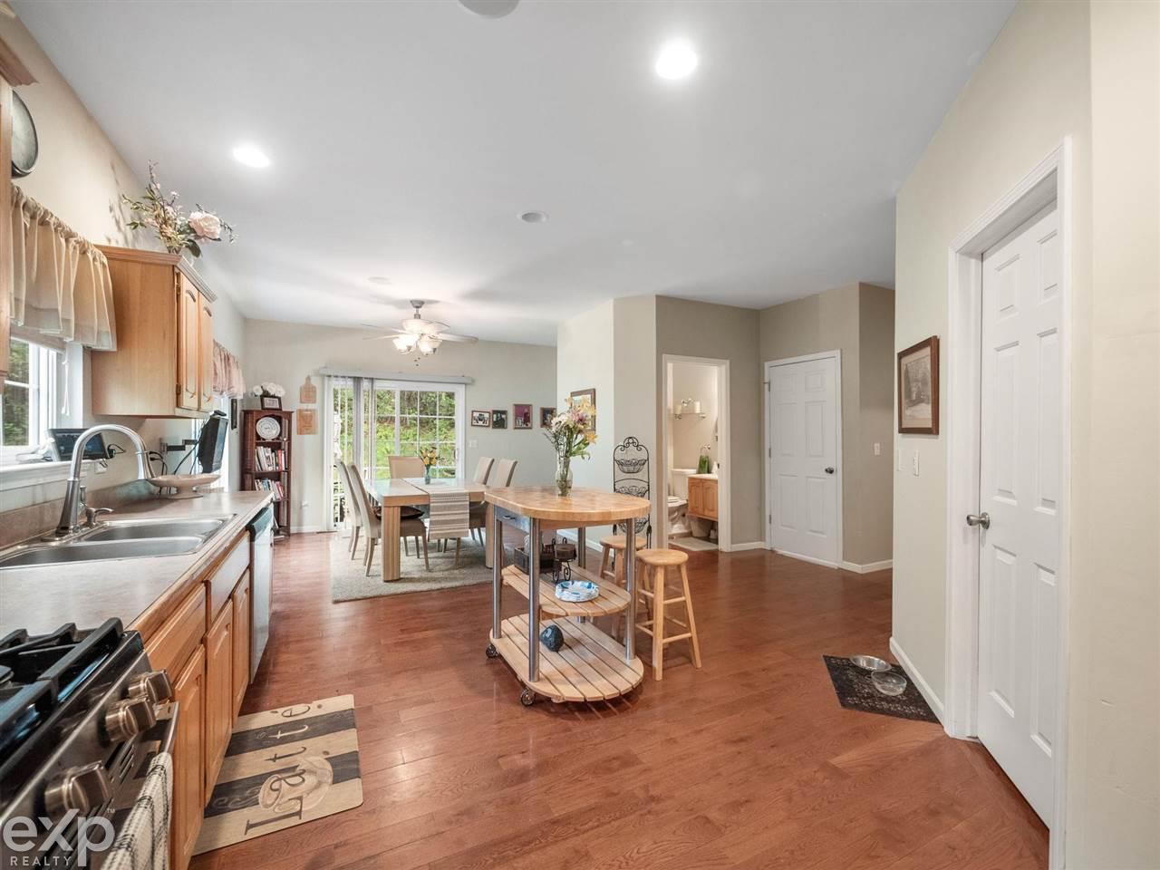 6020 North Rochester Road Rochester, MI 48306 - Photo 21 of 74 50075031-23.JPG