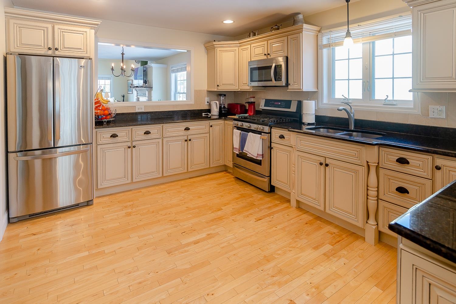 5 Arbor Circle Litchfield, NH 03052 - Photo 24 of 39