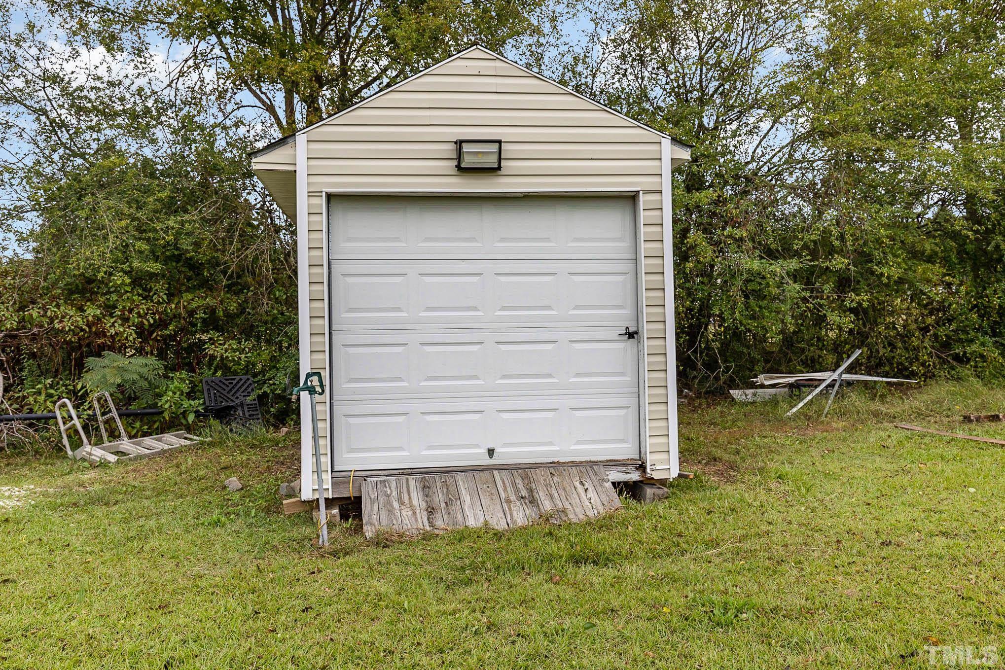 7457 Ross Road Erwin, NC 28339 - Photo 29 of 30 Gallery Image 29