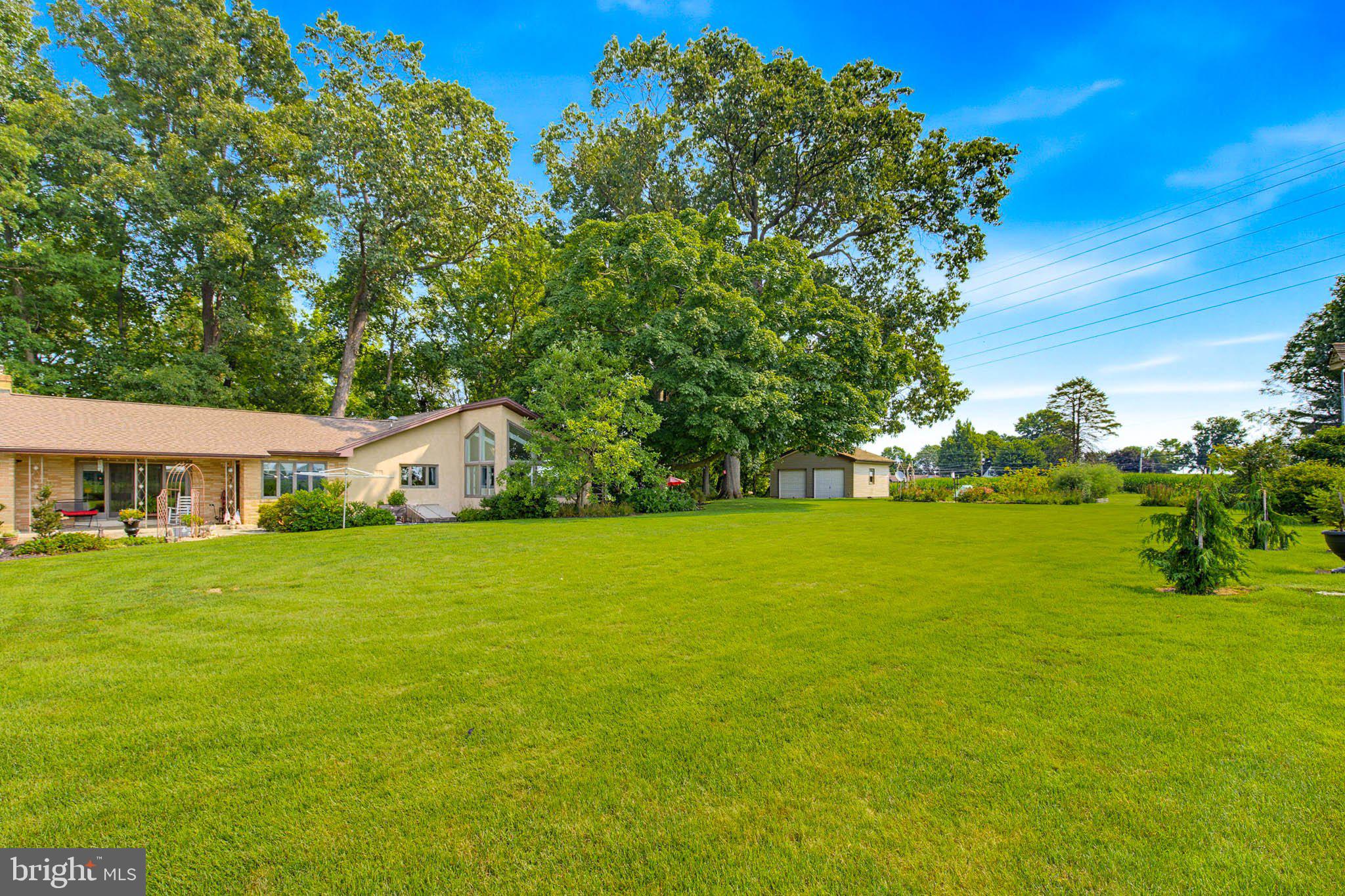 1772 Becker Road Manheim, PA 17545 - Photo 5 of 38 Yard View