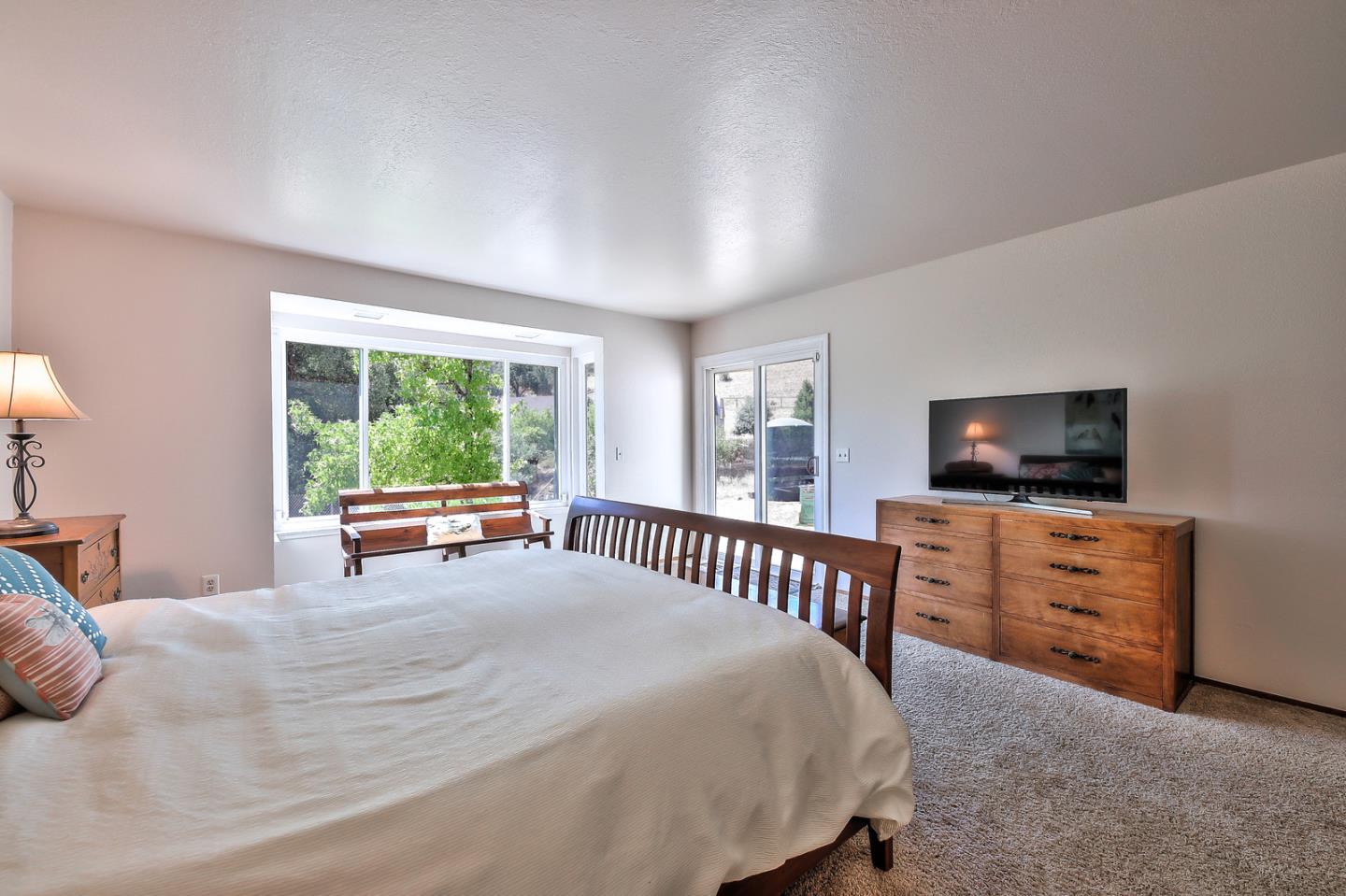 5376 Little Uvas Road Morgan Hill, CA 95037 - Photo 15 of 34 Gallery Image 15