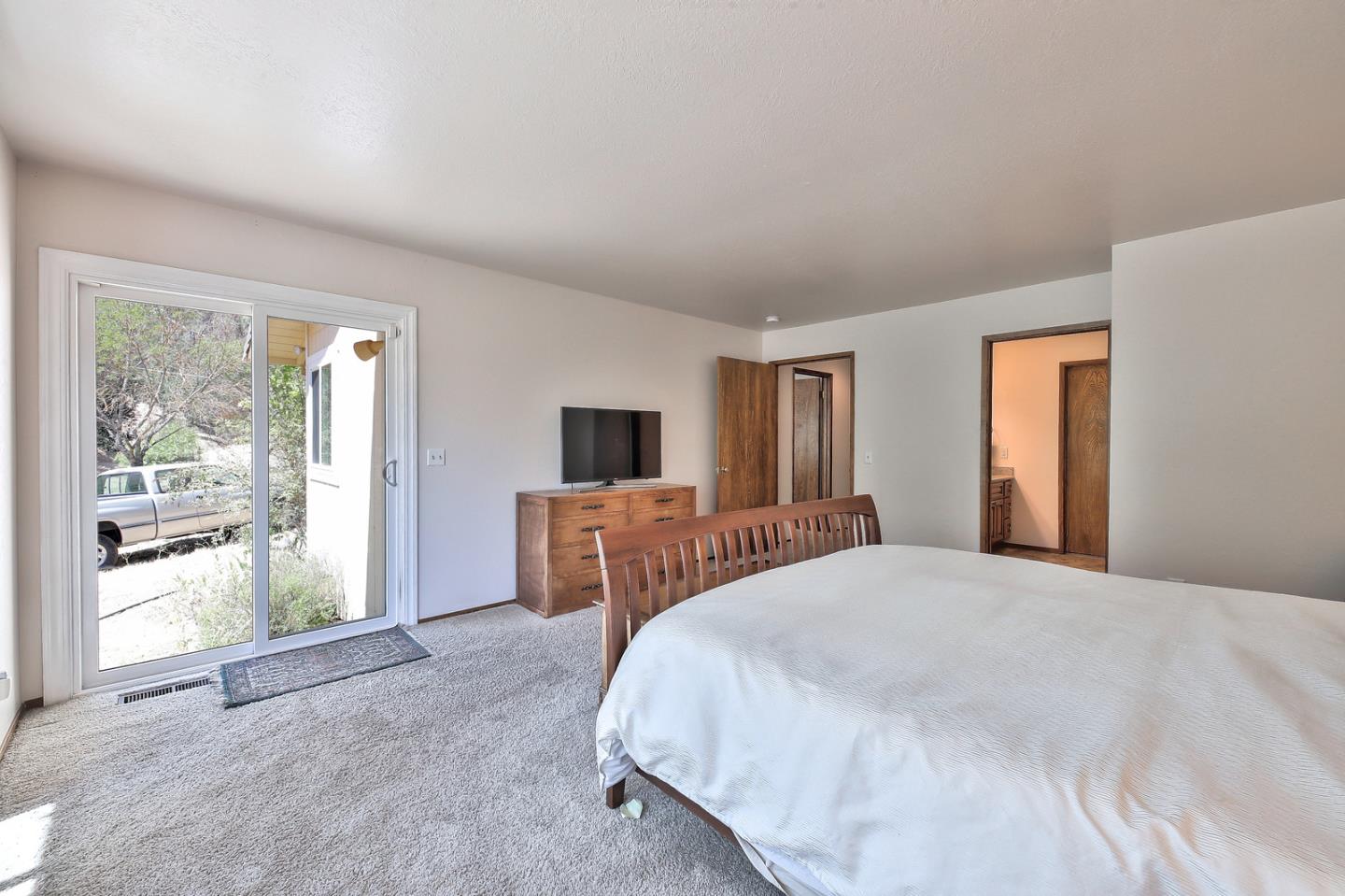 5376 Little Uvas Road Morgan Hill, CA 95037 - Photo 16 of 34 Gallery Image 16