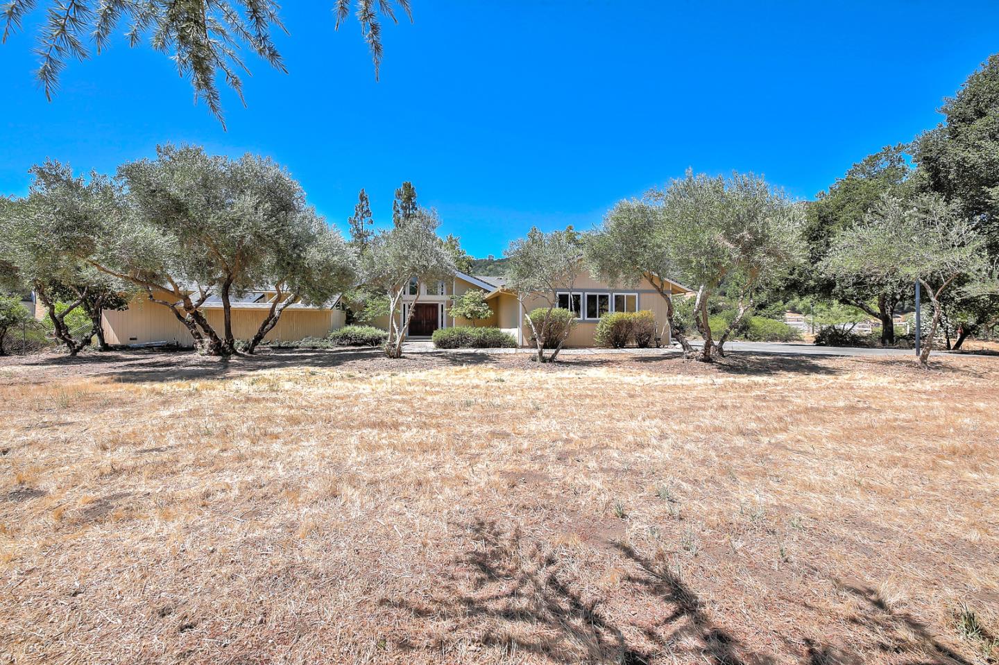 5376 Little Uvas Road Morgan Hill, CA 95037 - Photo 2 of 34 Gallery Image 2