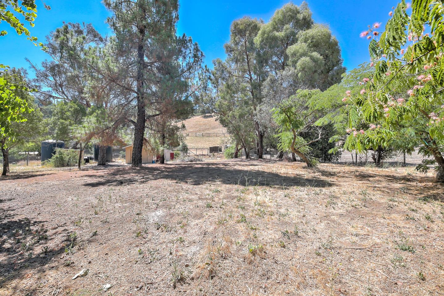 5376 Little Uvas Road Morgan Hill, CA 95037 - Photo 26 of 34 Gallery Image 26