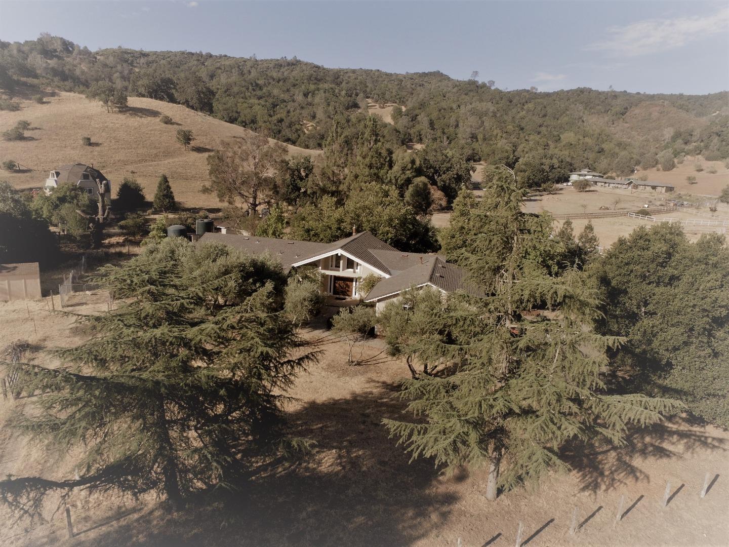 5376 Little Uvas Road Morgan Hill, CA 95037 - Photo 29 of 34 Gallery Image 29