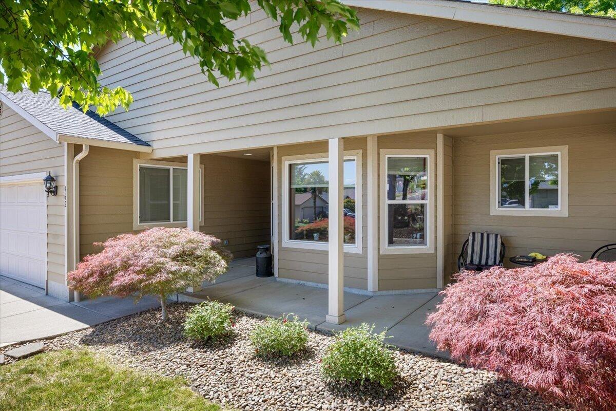 962 Ridgeview Drive Eagle Point, OR 97524 - Photo 3 of 27 06-CI_6011