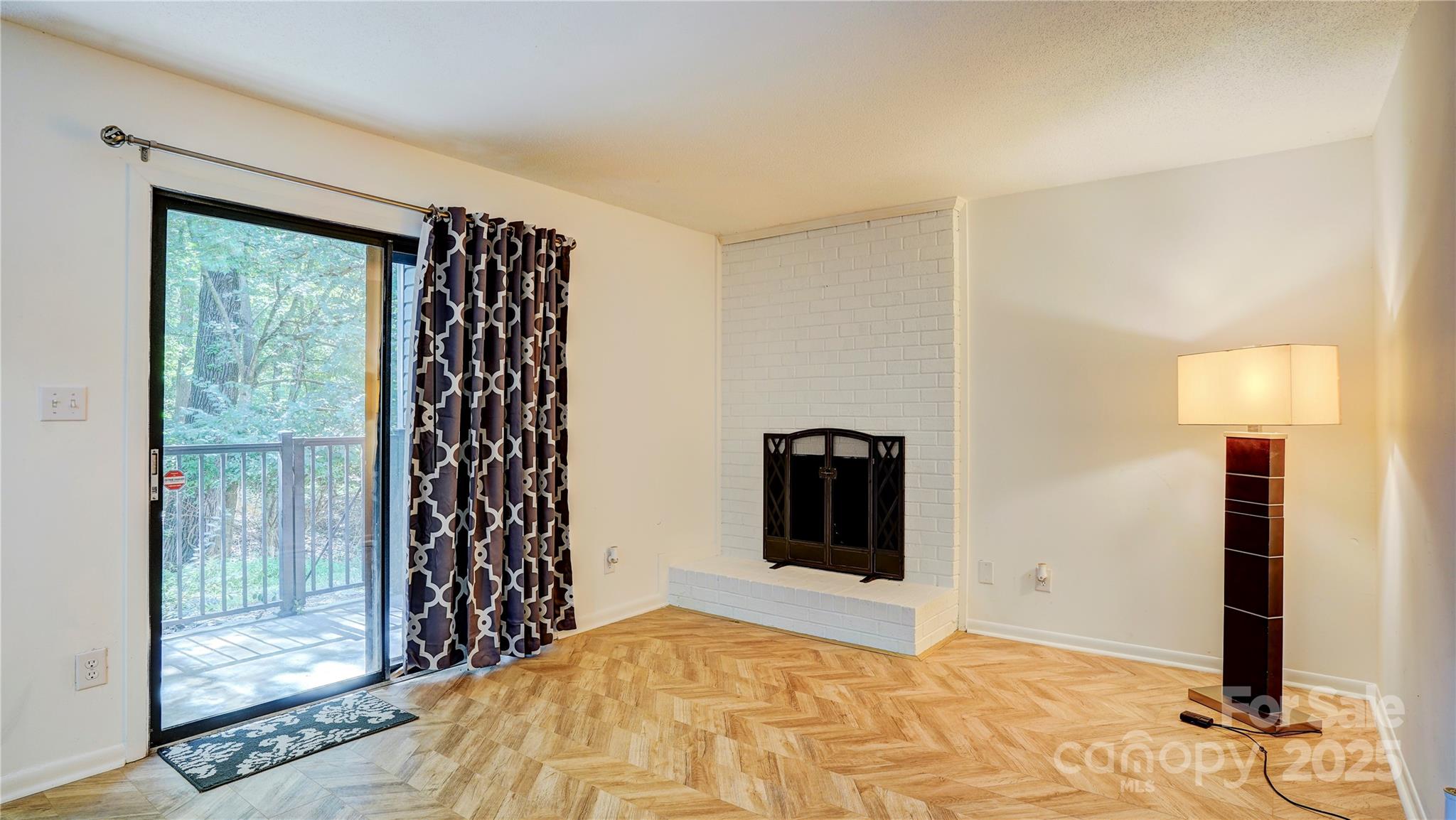 11047 Cedar View Rd. Charlotte, NC 28226 - Photo 11 of 26 Gallery Image 11