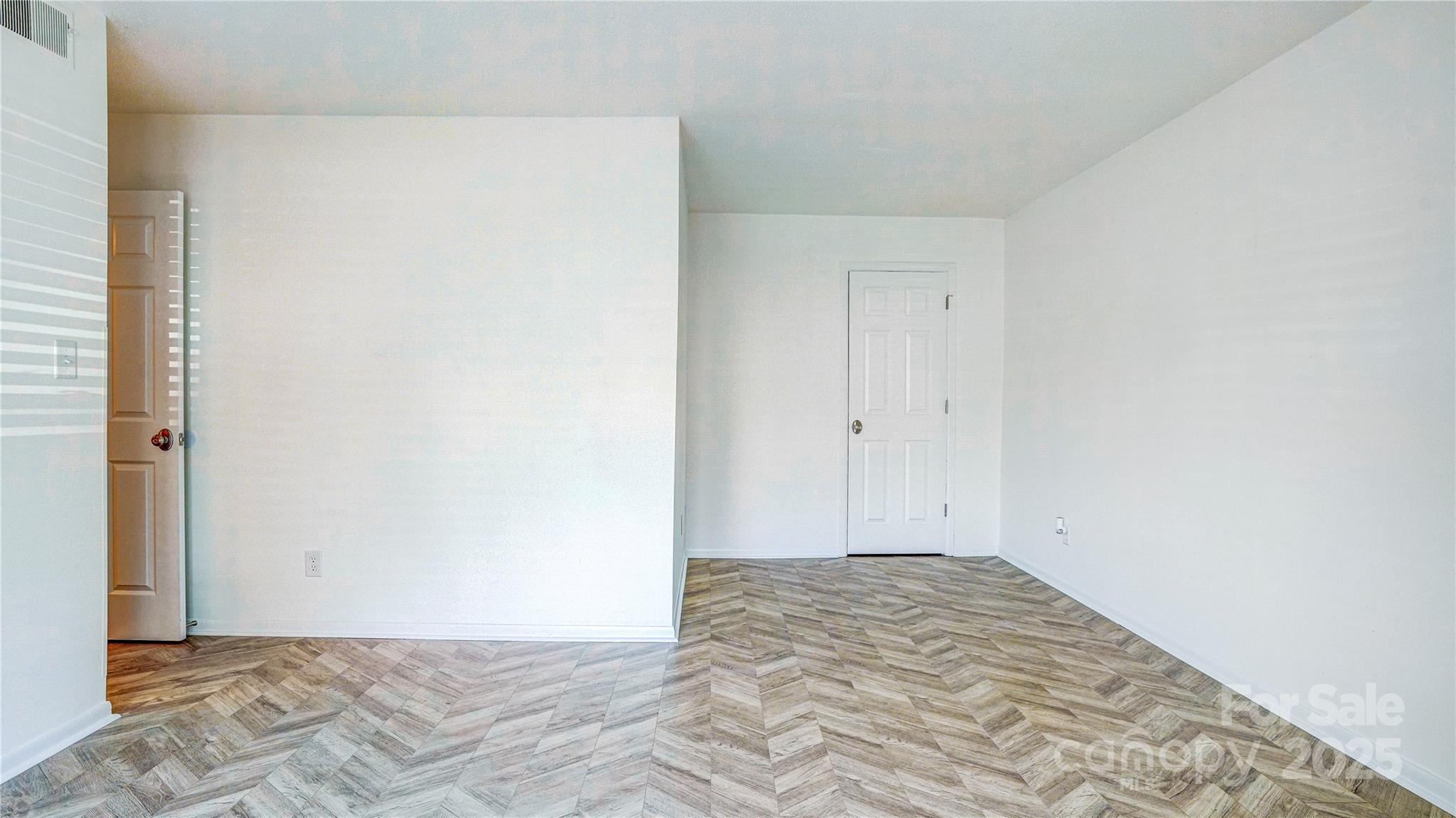 11047 Cedar View Rd. Charlotte, NC 28226 - Photo 17 of 26 Gallery Image 17