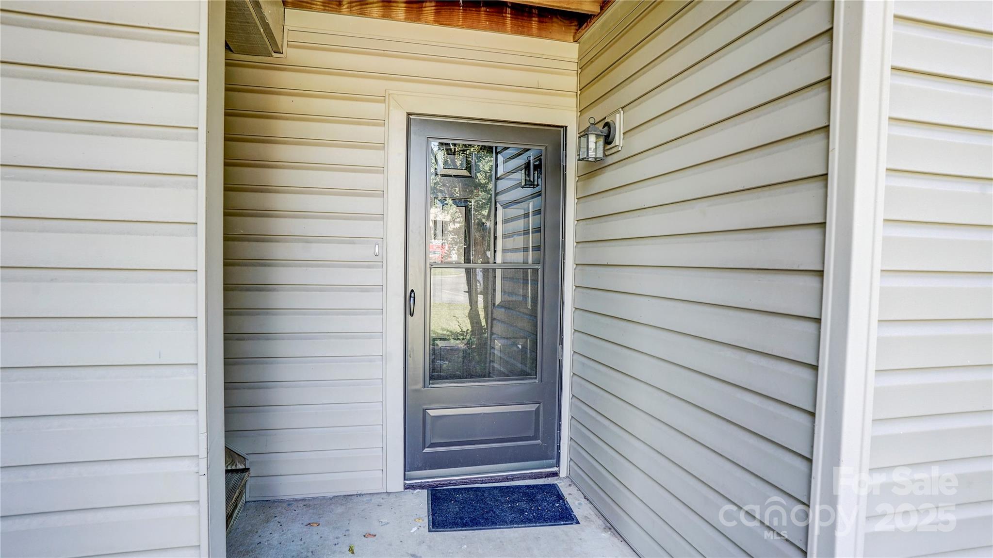 11047 Cedar View Rd. Charlotte, NC 28226 - Photo 2 of 26 Gallery Image 2