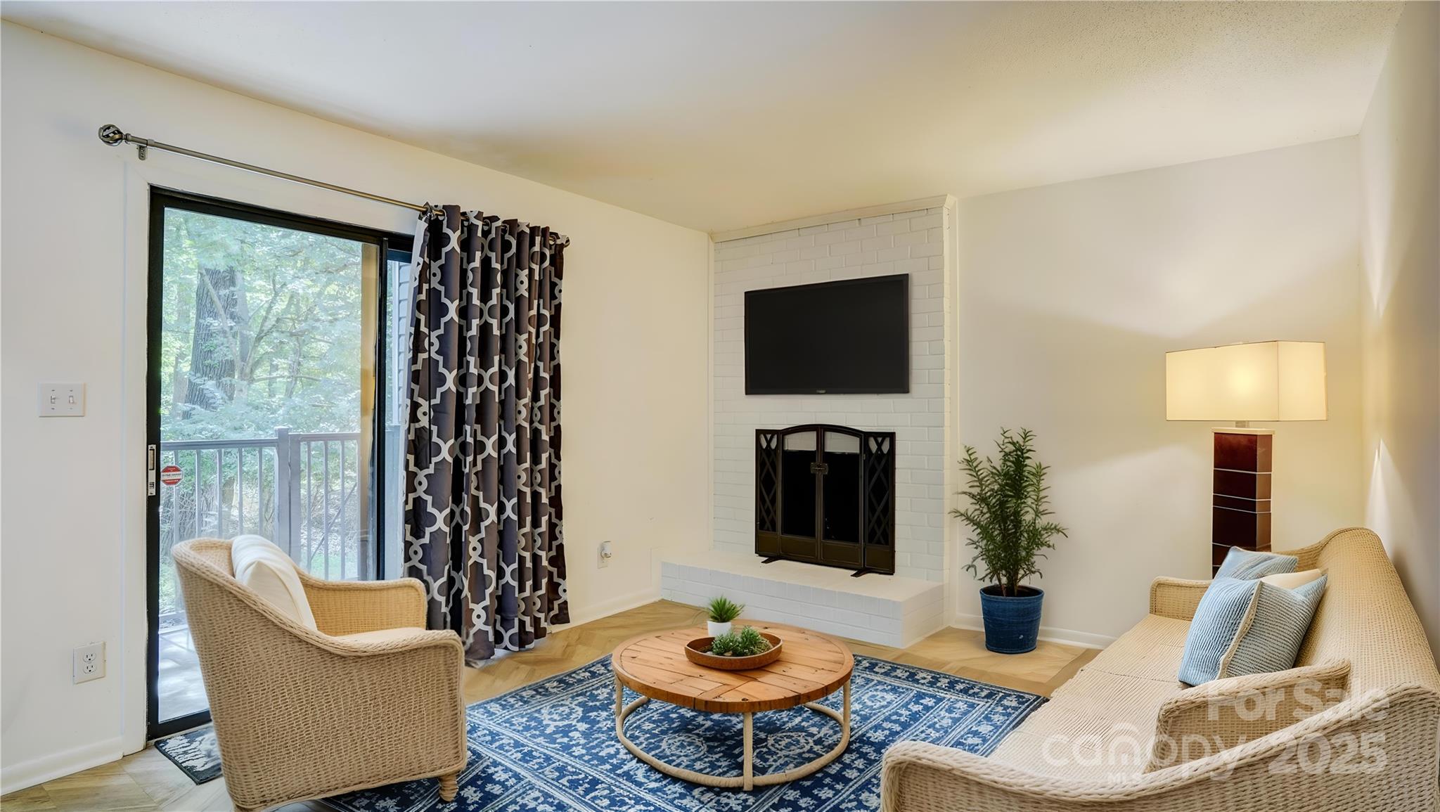 11047 Cedar View Rd. Charlotte, NC 28226 - Photo 4 of 26 Gallery Image 4