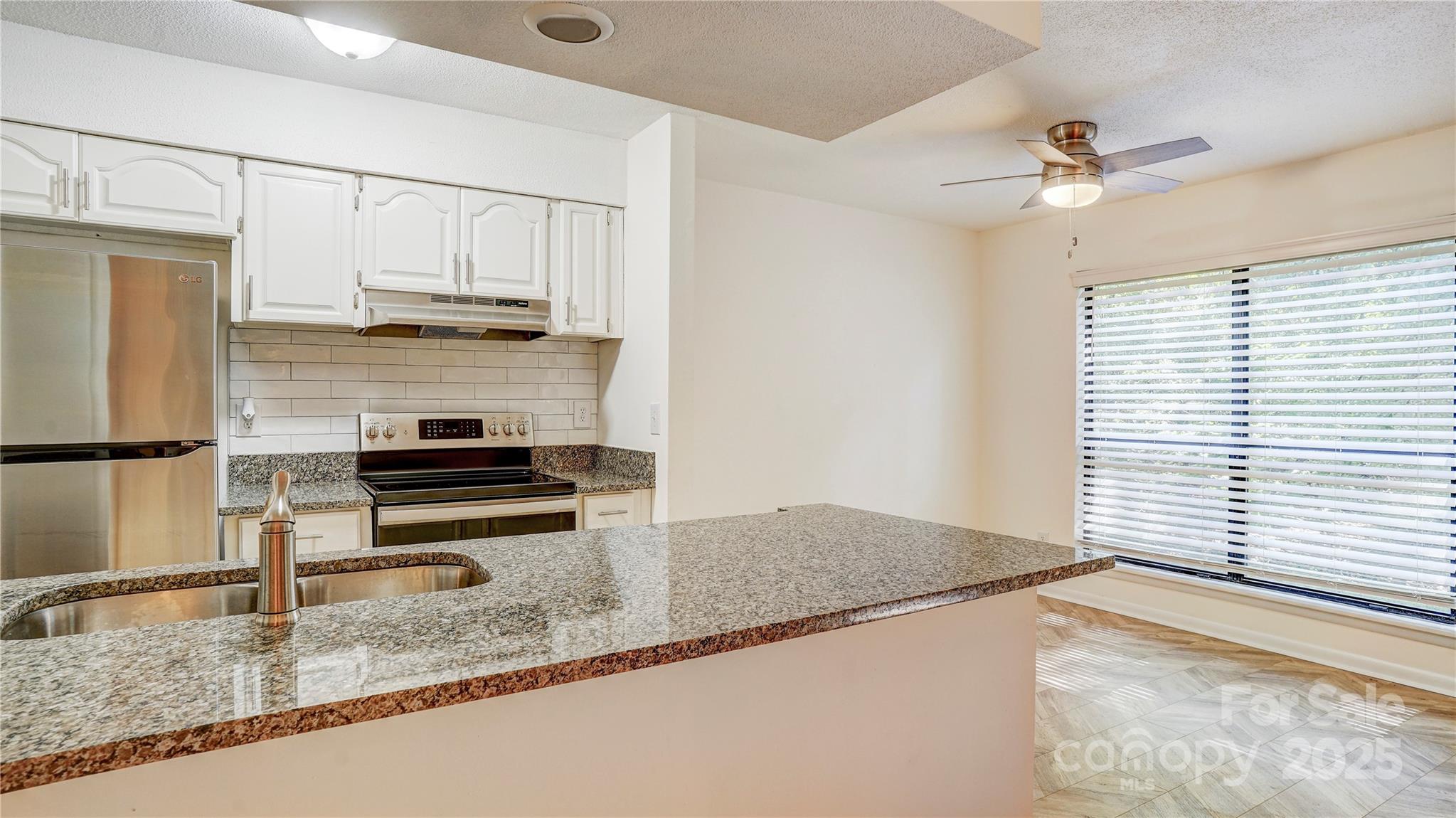 11047 Cedar View Rd. Charlotte, NC 28226 - Photo 7 of 26 Gallery Image 7