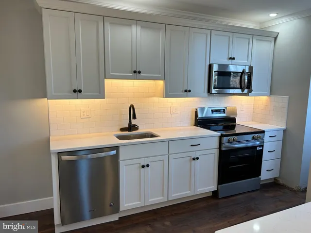 $2,700 | 1407 Delaware Avenue, Wyomissing, PA 19610