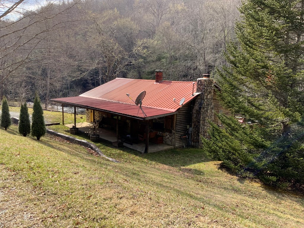 21027 Wayah Road Topton, NC 28781 - Photo 38 of 52