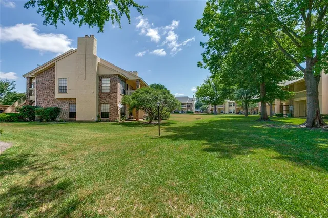 $1,350 | 3140 Devonshire Drive, Unit 143, Plano, TX 75075