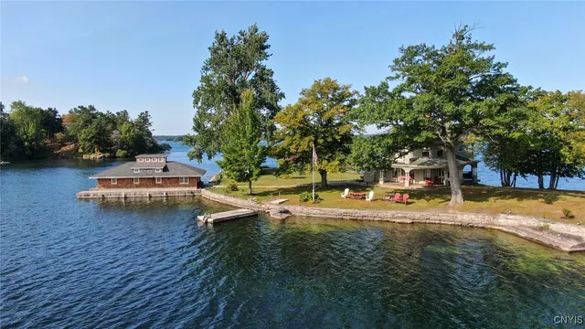 $1,195,000 | 48794 Little Lehigh, Alexandria Bay, NY 13607