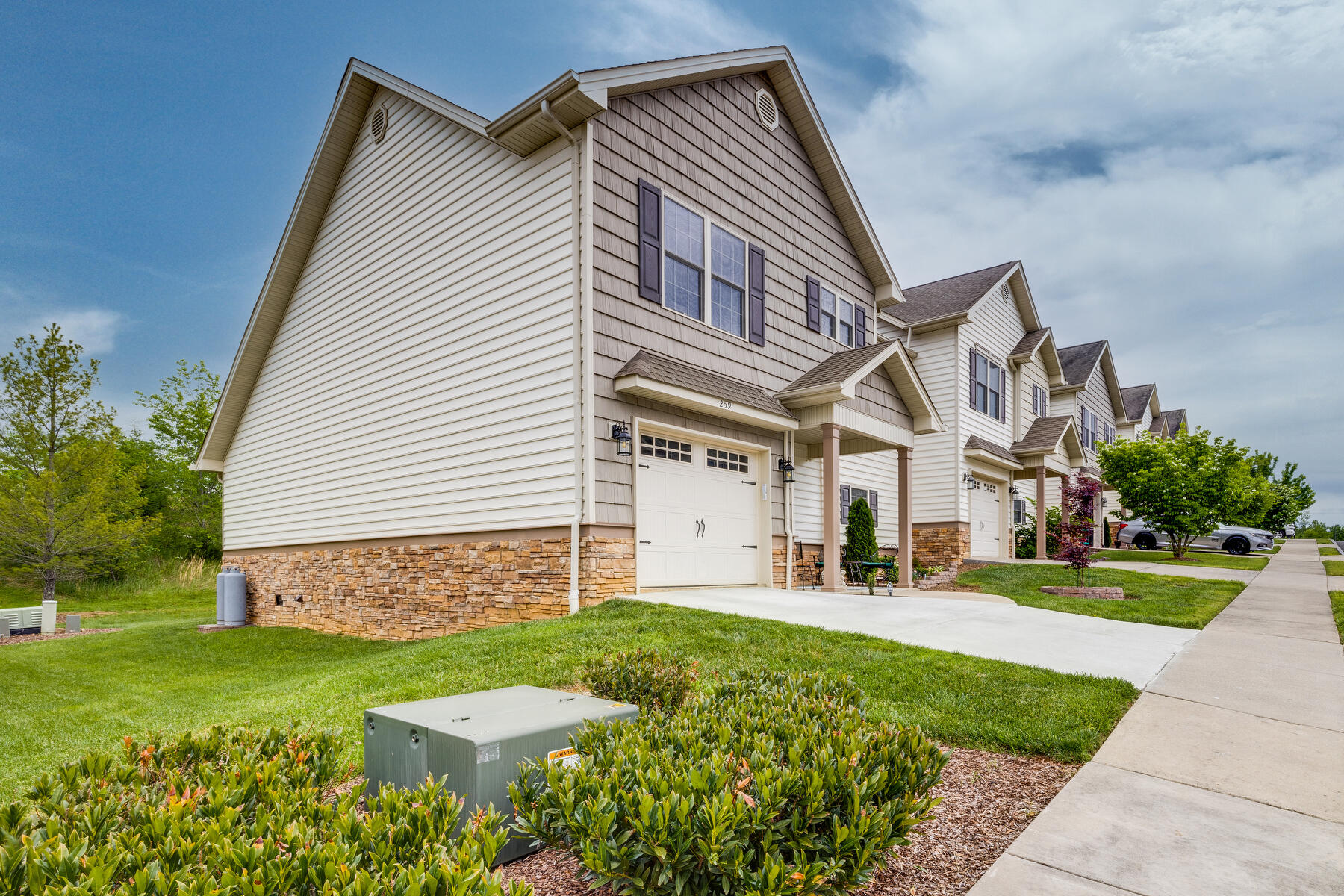 259 Baileigh Lyn Loop, Unit A6 Jonesborough, TN 37659 - Photo 2 of 39 002