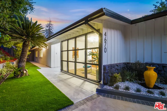 $16,500 | 4670 Brewster Drive, Tarzana, CA 91356