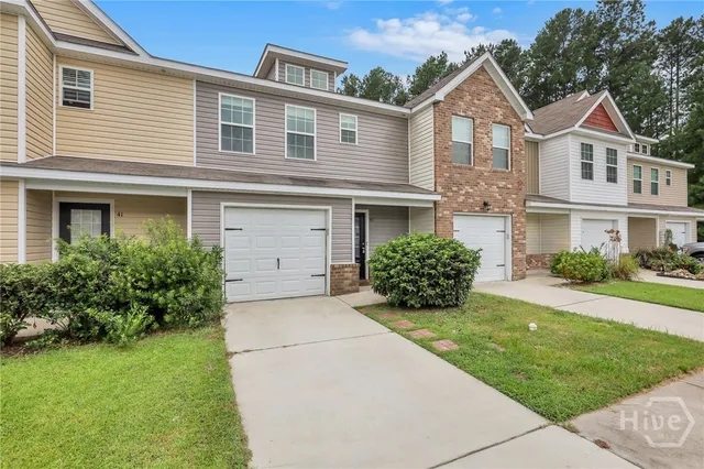 $2,000 | 43 Mossy Oak Cove, Port Wentworth, GA 31407