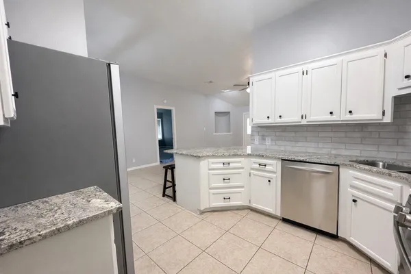 $370,000 | 305 Scenic Brook Street, Brenham, TX 77833