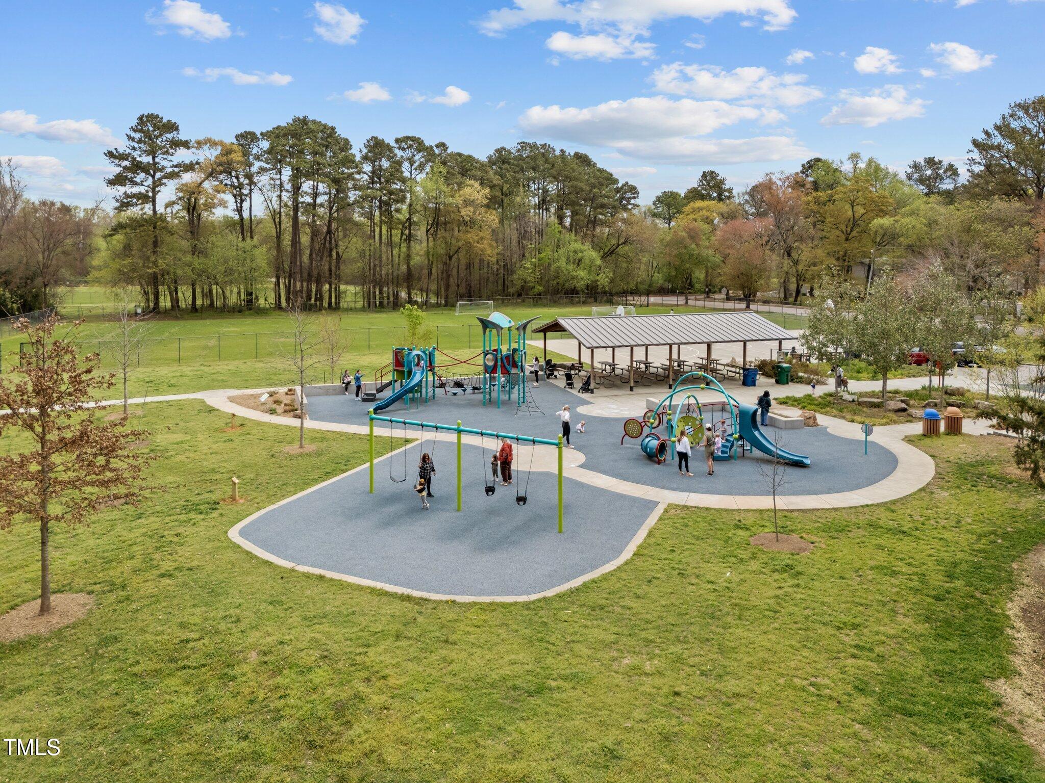 2436 Noble Road Raleigh, NC 27608 - Photo 30 of 40 46-web-or-mls-DJI_20250402111117_0467_D