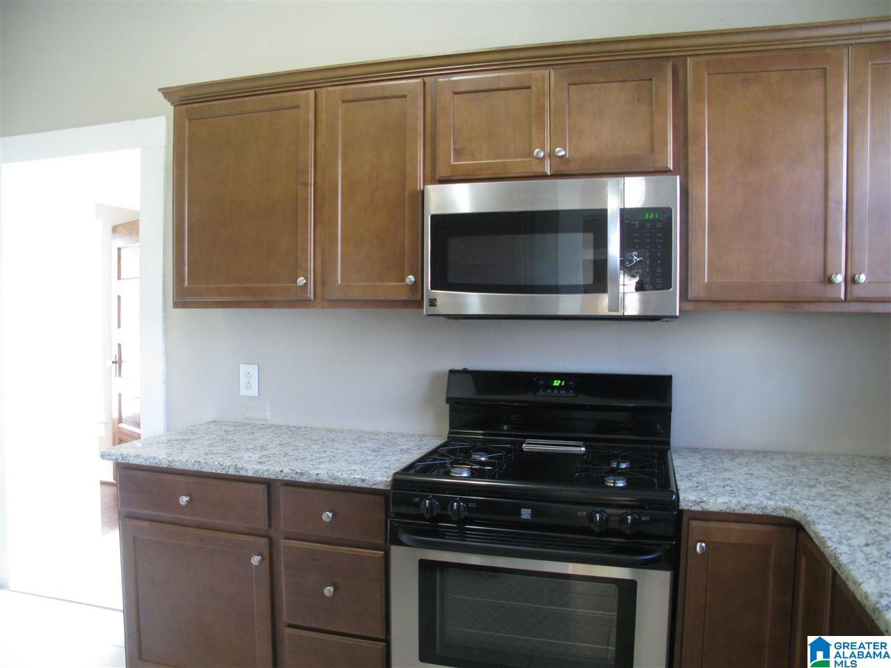 432 Bryant Street Bessemer, AL 35020 - Photo 3 of 32