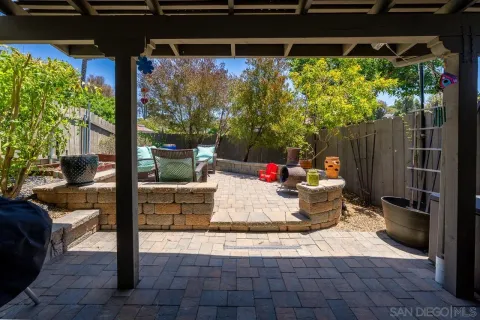$549,900 | 5661 Lake Park Way, Unit 6, La Mesa, CA 91942
