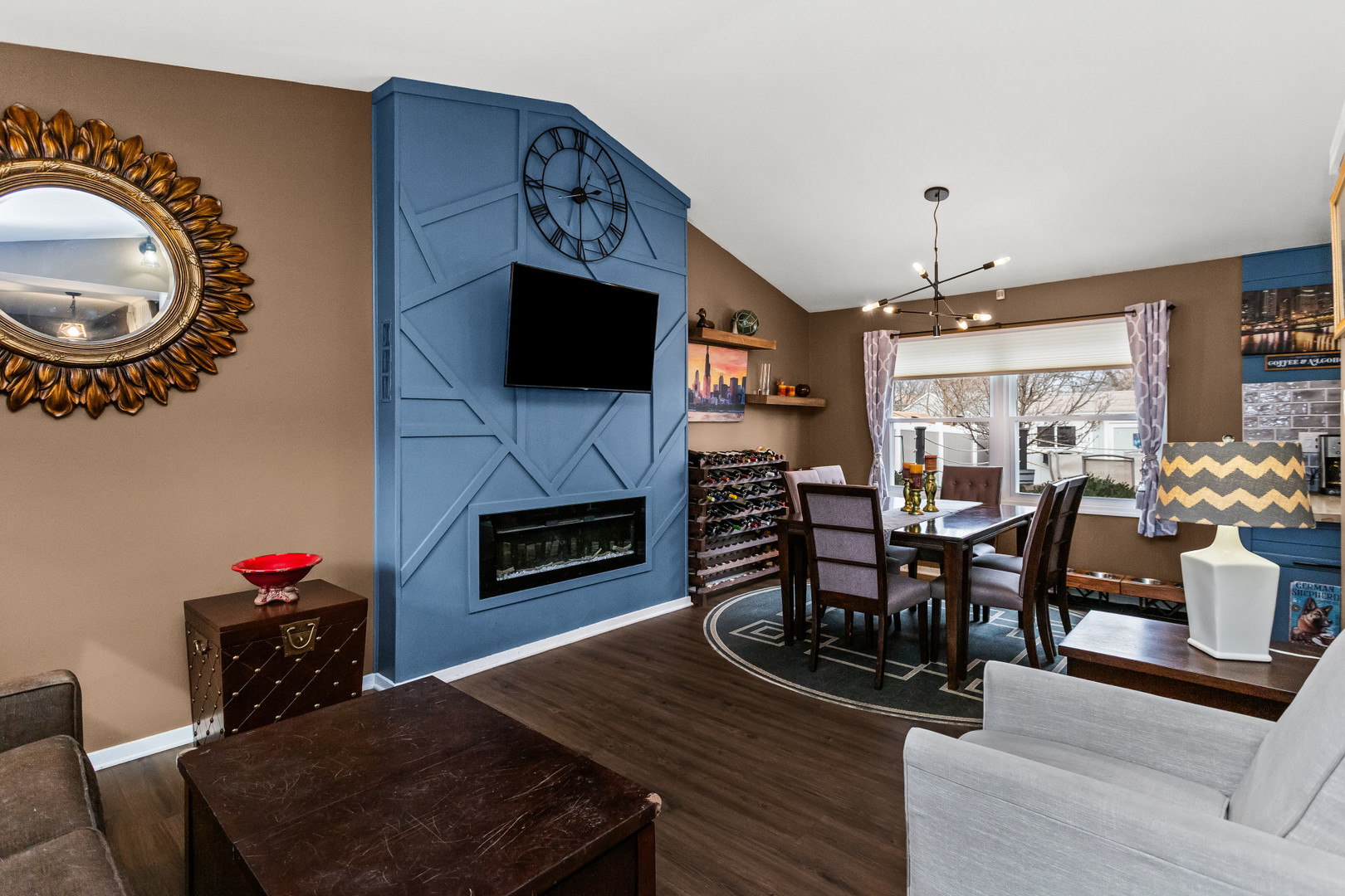 960 Mensching Road Roselle, IL 60172 - Photo 4 of 25 a view of a livingroom with furniture and a fireplace