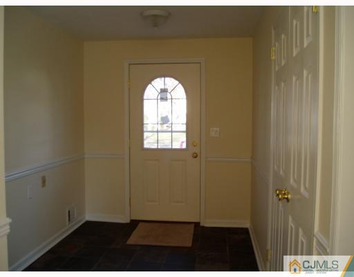 820 Curie Road North Brunswick, NJ 08902 - Photo 3 of 10 Gallery Image 3