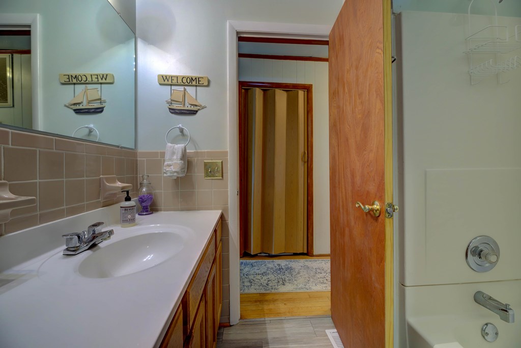 5290 Lakeview Road Chincoteague Island, VA 23336 - Photo 24 of 54