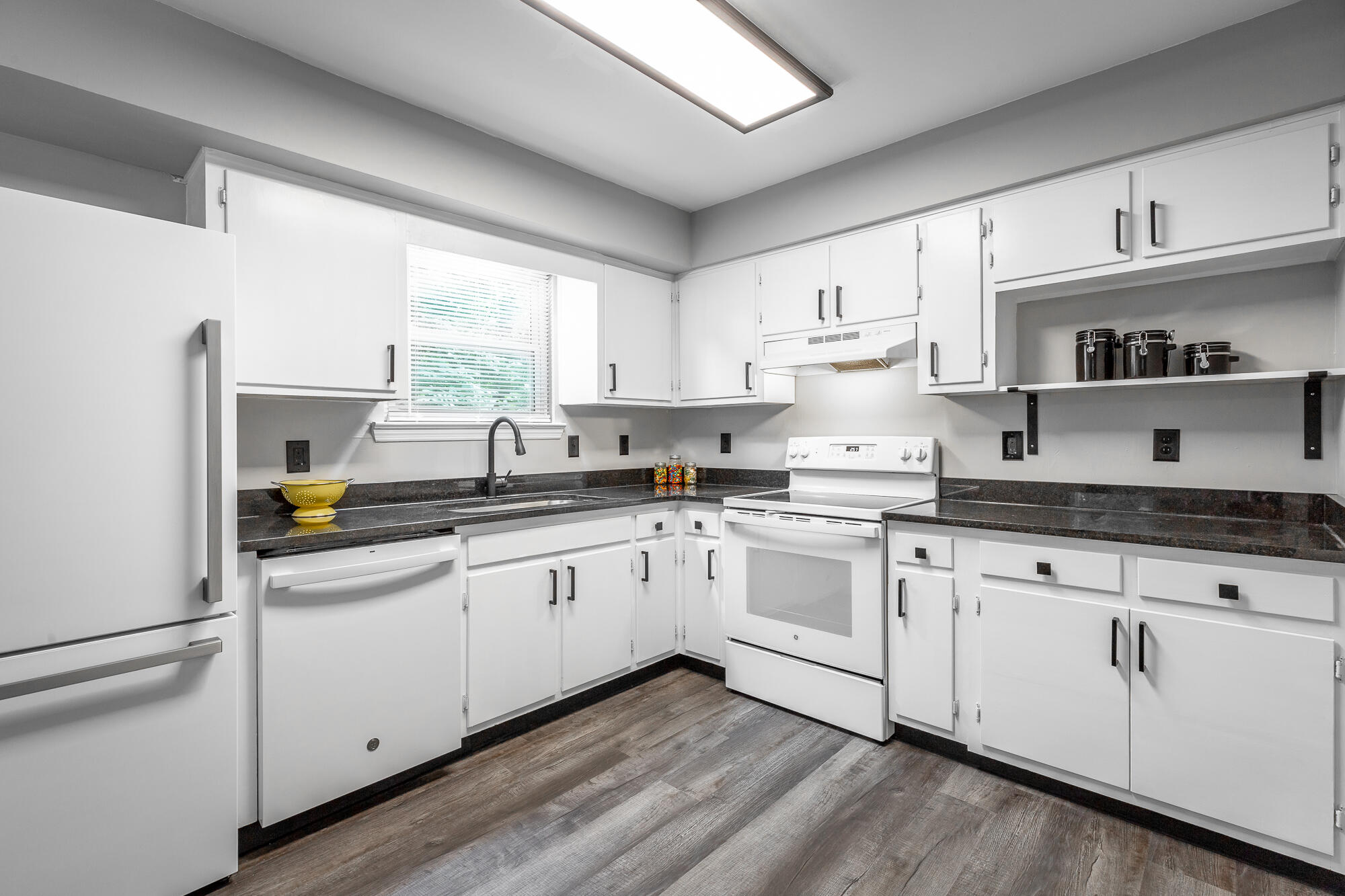 7710 Short Tail Springs Road, Unit B Harrison, TN 37341 - Photo 10 of 23 7710 Short Tail Springs Road HD-31